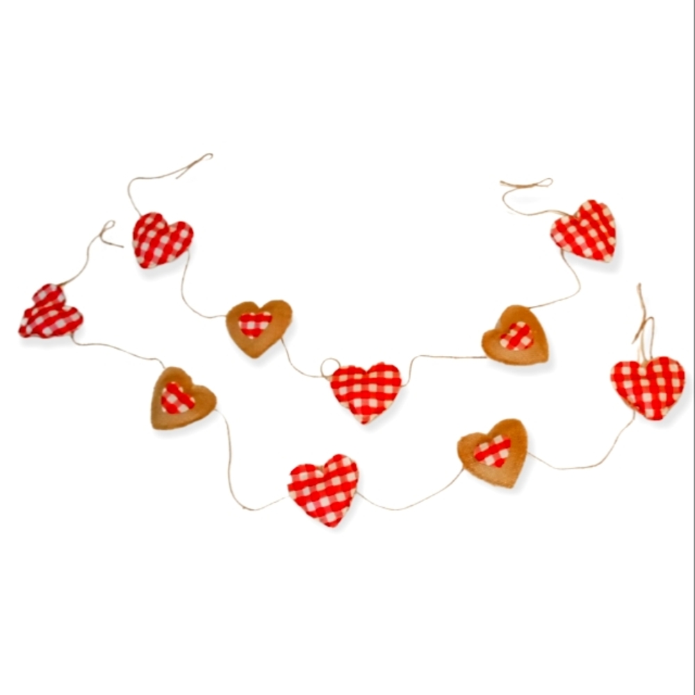 "NWT" Two Valentine's Burlap Checkered Buffalo Heart's Garlands